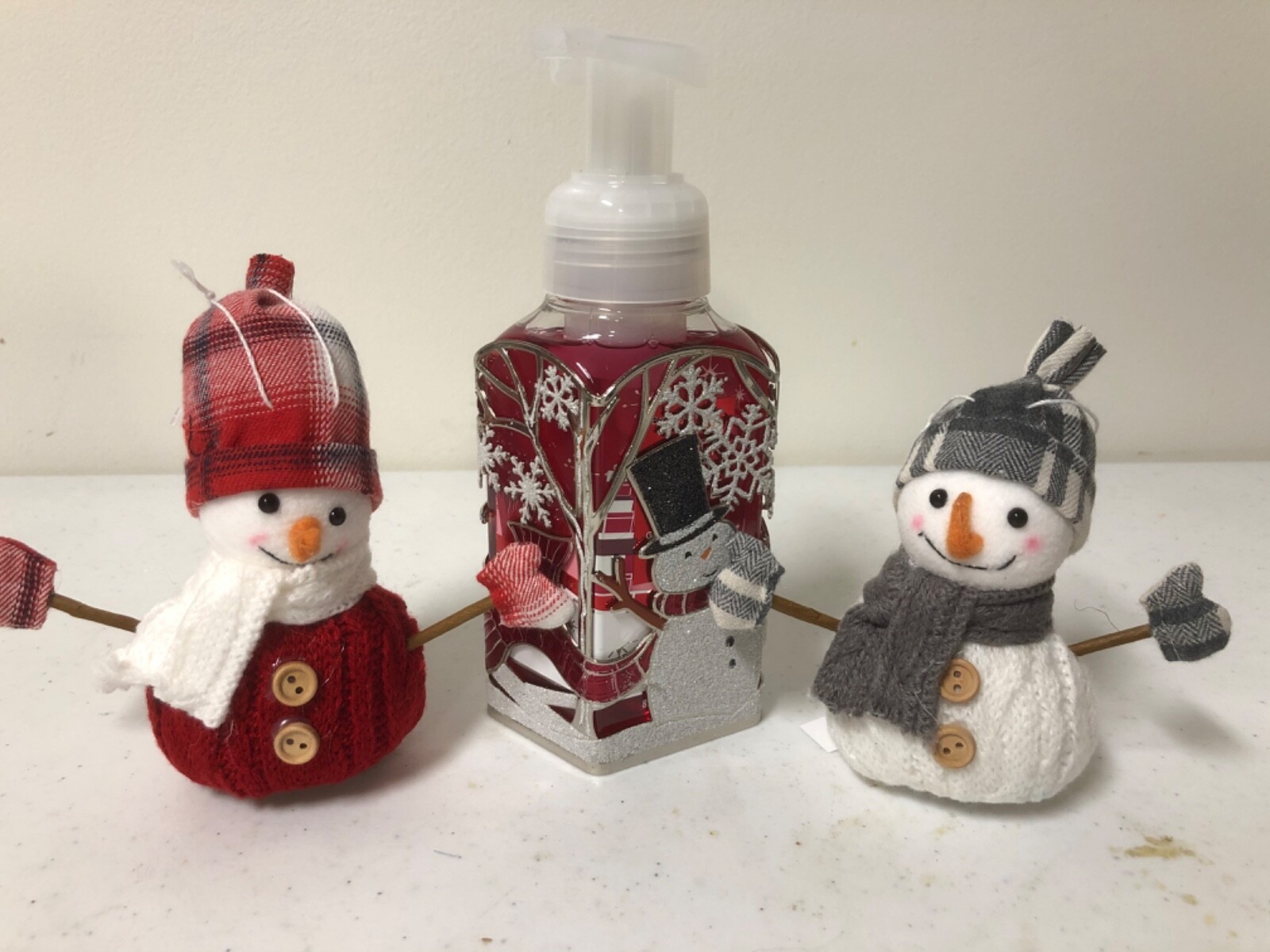 Brand New Bath and Body Works Joyful Snowman Soap Holder/Snowman Candle