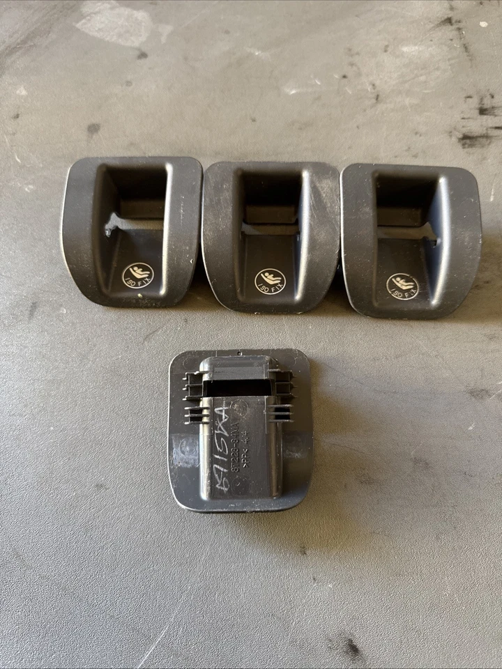 SUZUKI CELERIO PLUG MOUNTINGS CAR SEATS 2016 - image 2 of 2