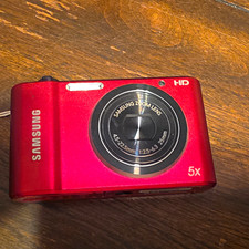 Samsung ST66 Compact Digital Camera Red 16MP 5x Optical Zoom HD Video