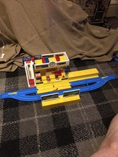 Tomy Train Inter City Station Set No 1316 Vintage Missing 1 Piece Extra Platform