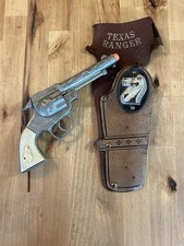 VTG 1955 Leslie-Henry TEXAS RANGER Cap Gun Western Toy TEXAS RANGER Holster