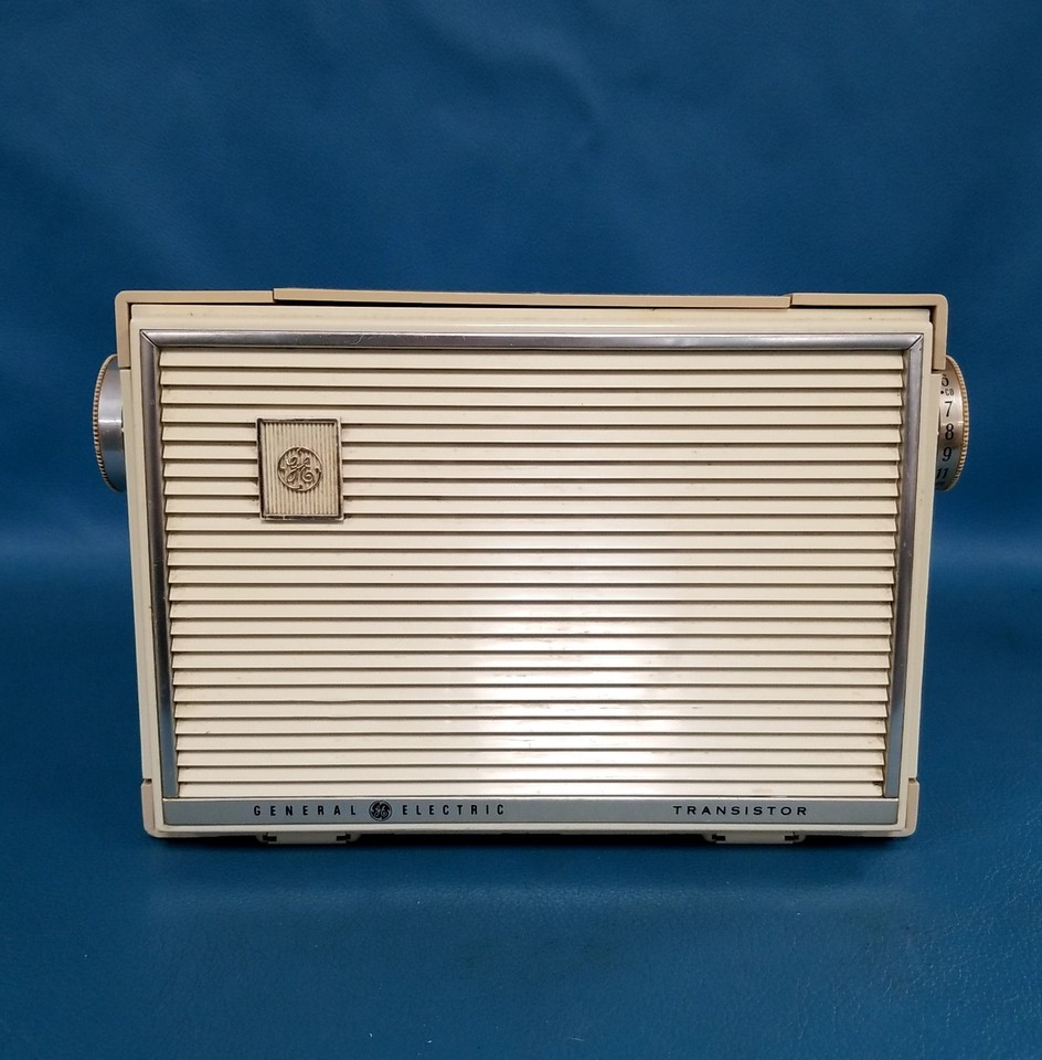 VTG MCM GE General Electric Transistor Radio Beige 1960s Corded Working - READ
