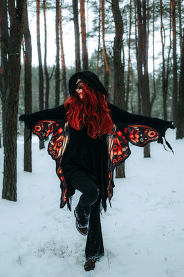 Restyle Gothic Ignis Moth Hoodie Kapuzenpullover Mantel Jacke Flügel Motte