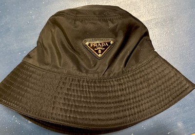 PRADA ブラック バケットハット ACU1 2698 NWOT Authentic PRADA Black Re-Nylon Bucket Hat Black Size O/S