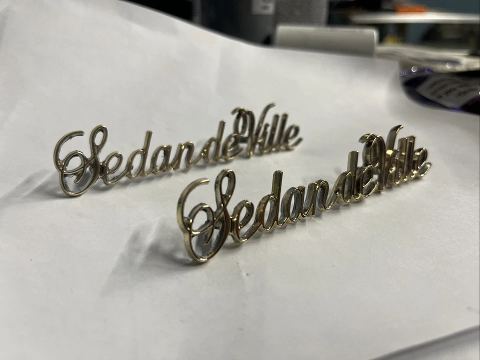 1972-84 CADILLAC "SEDAN DEVILLE" ROOF SCRIPT W/ PINS EMBLEM FRESH 24K PLATED - Image 2 of 4