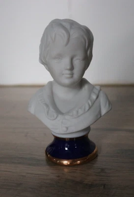 Beau buste en biscuit de porcelaine LIMOGES ou PARIS - Photo 1/4