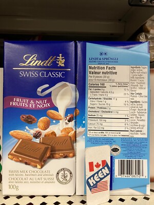 AiWaWa CA, Lindt SWISS CLASSIC Fruit & Nut Milk Chocolate Bar, 100 G