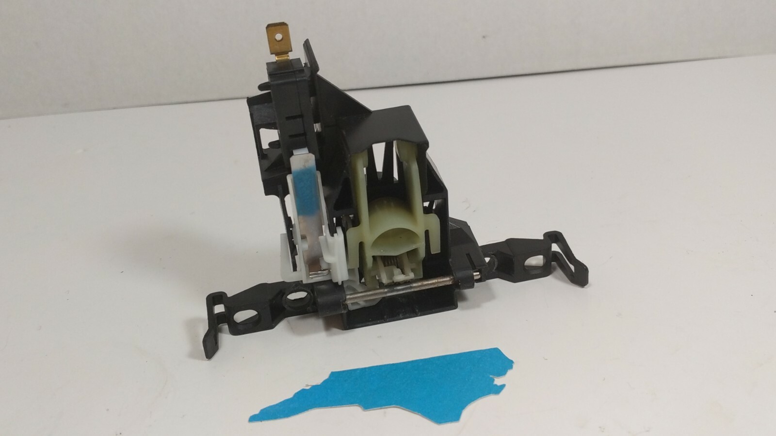 OEM Whirlpool Maytag Dishwasher Door Latch Assembly W10077360 w