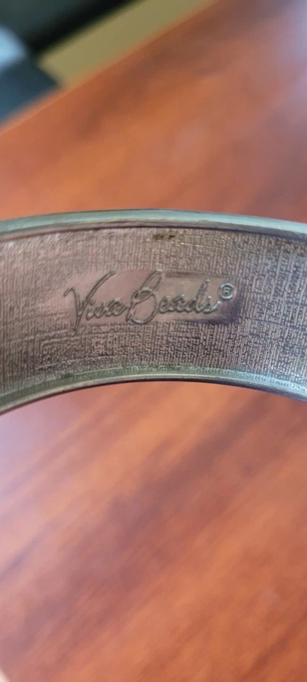 Pulsera marca Viva Beads brazalete abrazadera floral rosa púrpura joyería de verano Foto 2 de 2