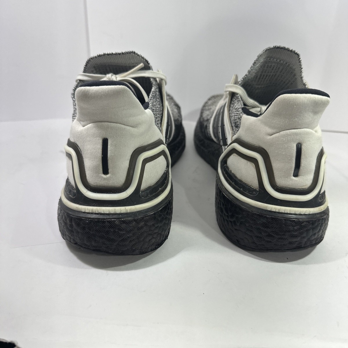 Adidas Ultraboost 20 Oreo running shoe. Size 9 adidas Ultra BOOST 20 “Oreo” is Available Now! | House of Heat° main image 4