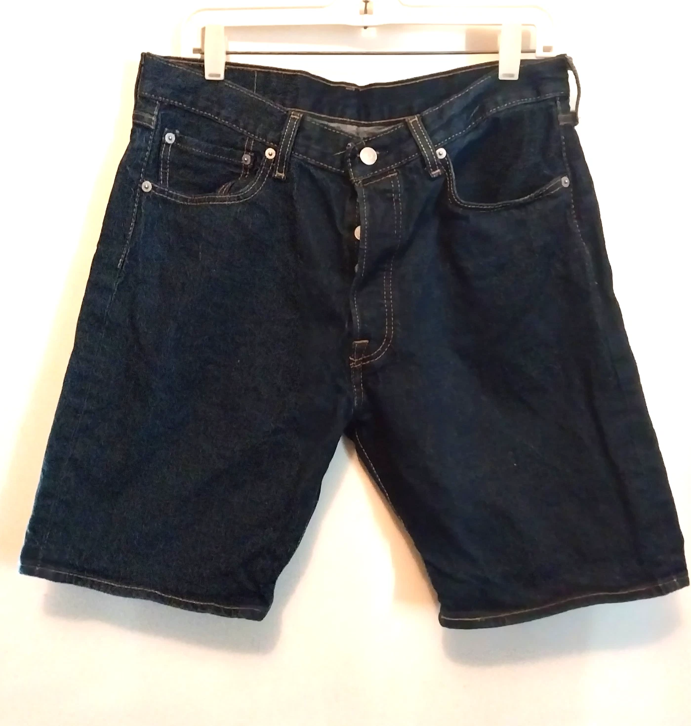 Levi's 501 Shorts Original Fit Blue Denim Button Fly - Men Size 33 100% Cotton