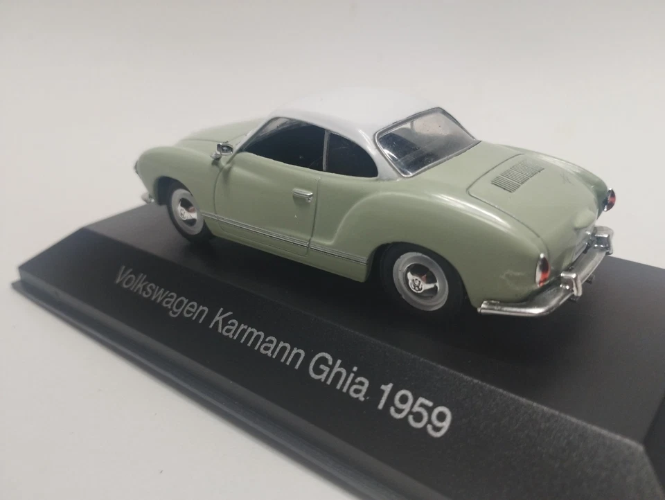 Voiture miniature 1/43 Volkswagen Karmann Ghia de 1959 - Photo 3/4