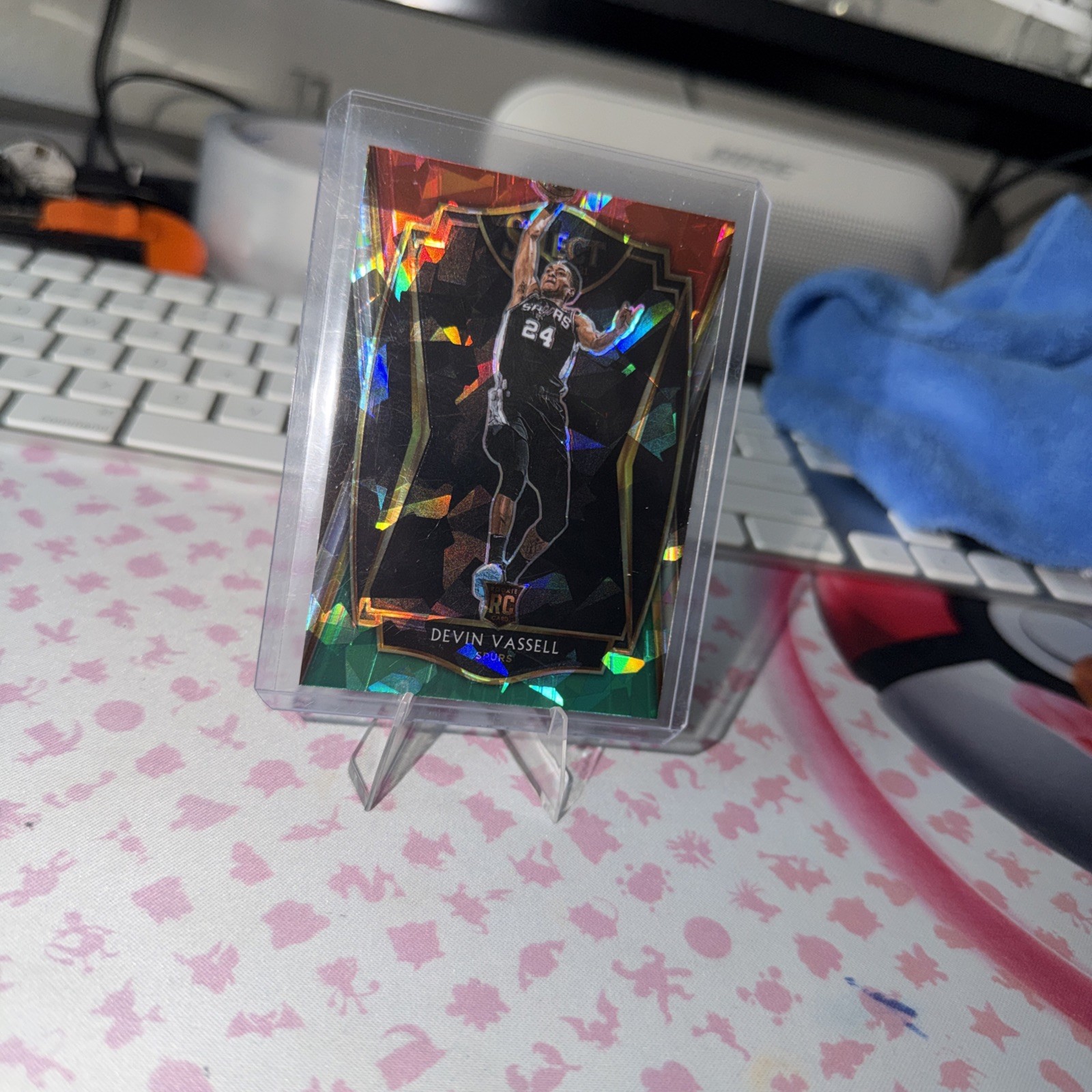 Devin Vassell 2020-21 Panini Select Red/White/Green Cracked Ice Prizm RC #179