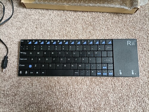 SB Ultra Slim Bluetooth Wireless Keyboard Touchpad Mouse 80 Keys US QWERTY