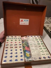 RARE!! 1960s 164 HK Stand-Alone Mahjong Set w/Capture and Flys