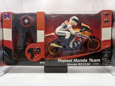 New Ray Repsol Honda Team Honda RC212V Dani P...