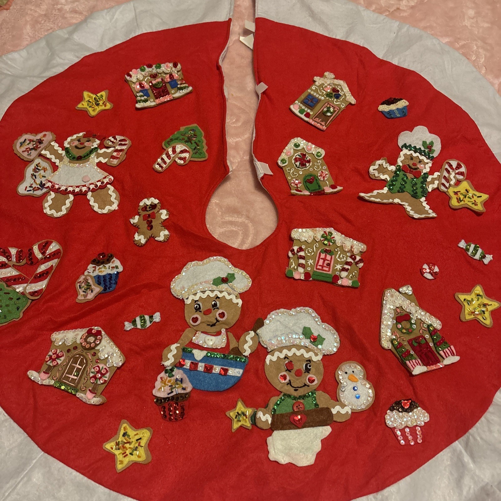 Glitzhome Santa Best Christmas tree skirt ,red And White ,40x 40