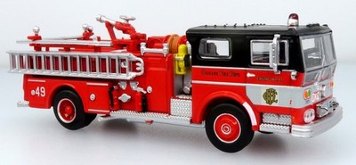 1974 Ward LaFrance Fire Engine: Chicago Fire Department   Engine 49 1:87 (HO)