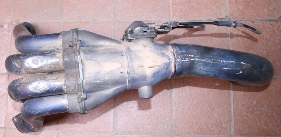 Collettori Scarico Yamaha Yzf R1 2004 2005 2006 Incidentati Rovinati Originali - Immagine 2 di 3