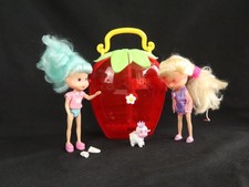 Strawberry Shortcake House Carry Suitcase Playset, Cabinet Toy with Dolls
