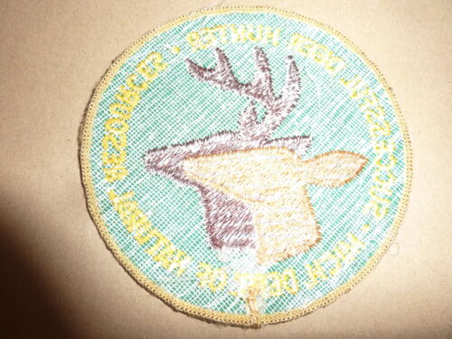 MICHIGAN SUCCESSFUL DEER HUNTING PATCH 1972 THROUGH 1977 CHOICE OF 1 - Picture 4 of 4