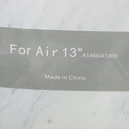 MacBook Air 13” Hardshell Case Marble W/matching Keyboard Cover A1466/A1369 NEW - Picture 4 of 4