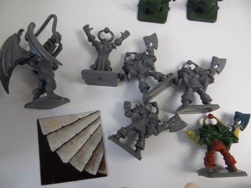 Vintage 1989 Hero Quest Milton Bradley Brettspielsystem unvollständiges Set - Bild 17 von 24