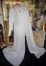 S/M VinTage Long Sheer Chiffon Peignoir Robe White Pink Green Embroidery Jrs. 13