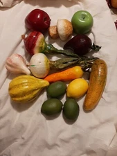 Lot Of 14 Artificial Faux Vegetables And Fruit Food Props Garlic Lime Mushroom +