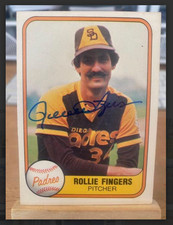 1981 Fleer Rollie Fingers Auto Signed Card #485 – Padres HOF – Iconic Mustache
