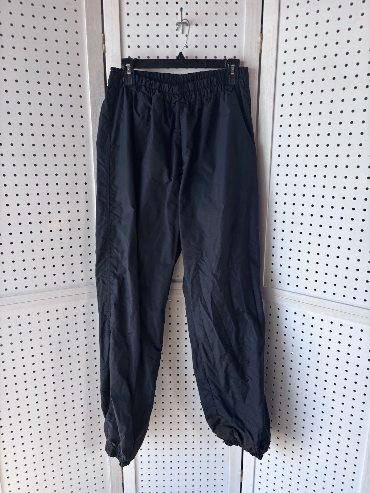 Vintage Columbia Snow Pants Men's Size Large Black Nylon Ski Ride Windbreaker