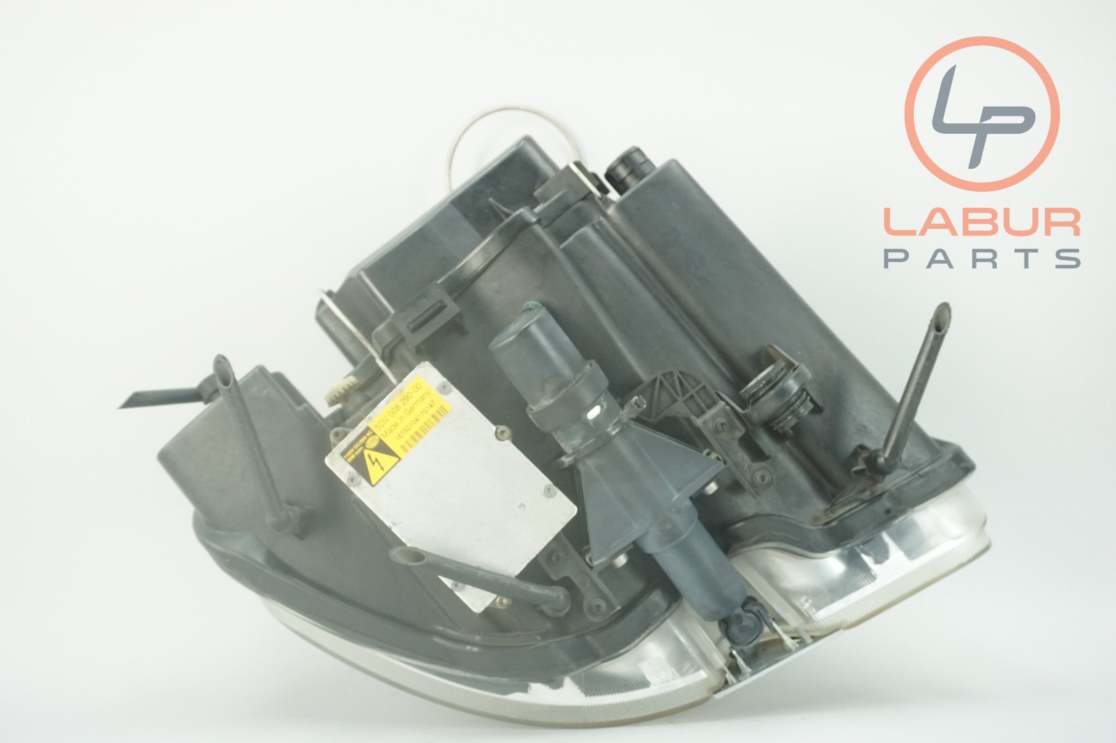 M139 03-08 Maserati Quattroporte Front Left Side Bi Xenon Headlight TESTED H1148