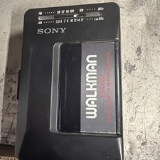 Sony Walkman WM-F2015 FM/AM Cassette Player Radio For Parts Or Repair / READ