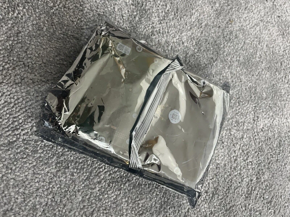 FESTPLATTE SEAGATE EXOS 7E8 ST8000NM0075 8TB SAS-3 7200U/min 256MB 3.5 Zoll - Bild 2 von 2