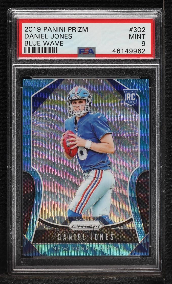 2019 Panini Prizm Rookies Blue Wave 82/199 Daniel Jones #302 PSA 9 MINT 0do5