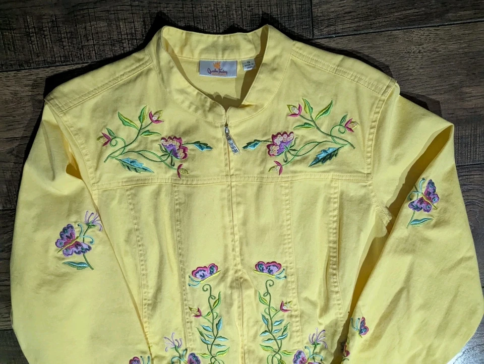 Quacker Factory Yellow Embroidered Jacket Size 1X Floral Butterfly Spring Zip - Image 3 of 4