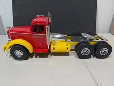SMITH MILLER LF MACK CUSTOM CAB WITH EXTRAS   BUILT BY SMITH MILLER 1/16 SCALE