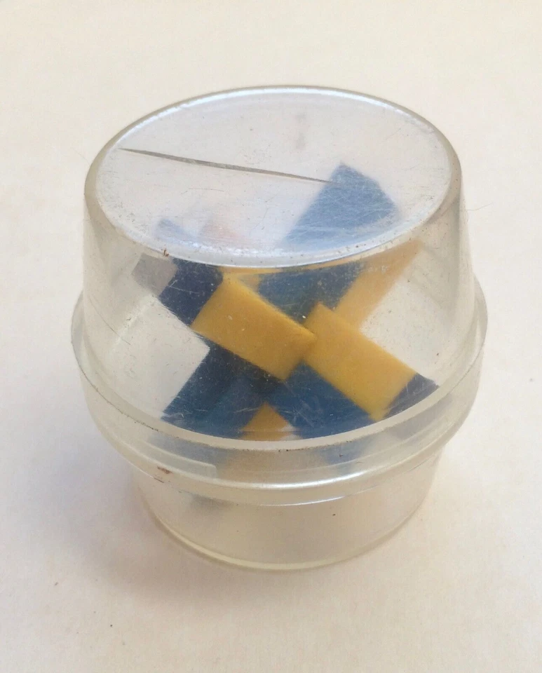 Raro gioco puzzle rompicapo vintage nei colori blu e giallo, URSS 1985 - Immagine 4 di 4