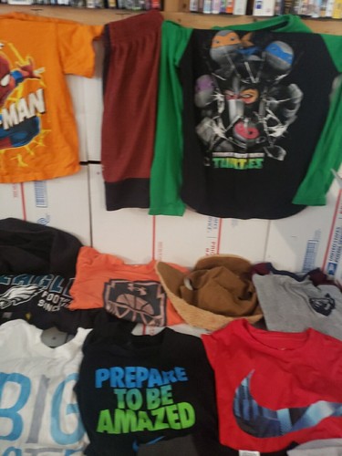 Assorted Mixed Clothes Lot of 20 Boys Sizes Small, Medium, & Large! T4#388 - Picture 23 of 24