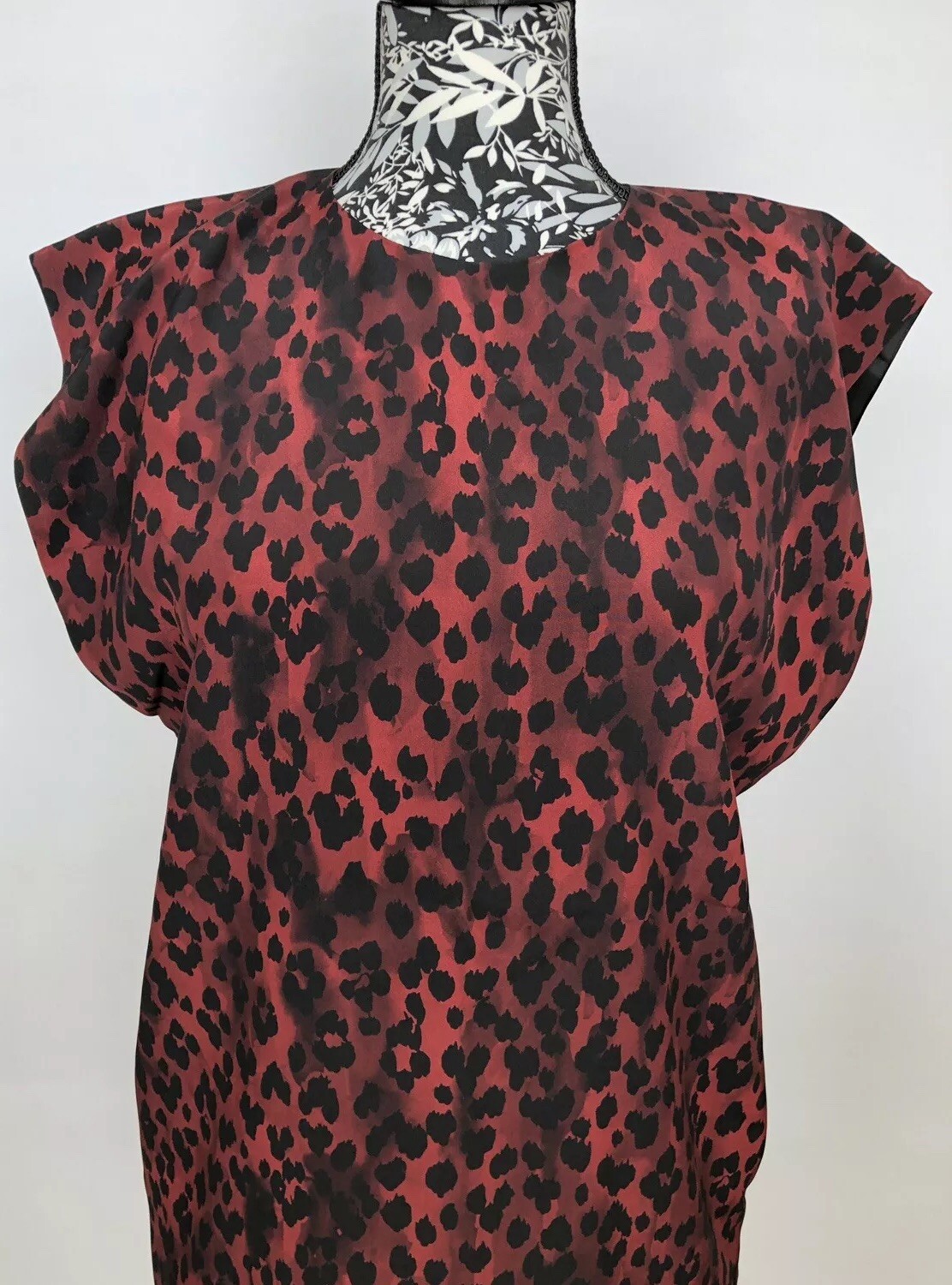 Abito da donna Saint Laurent taglia 34 nuovo con etichette stampa leopardata rosso 100% seta