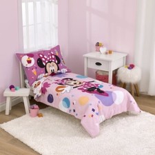 Minnie Mouse "Have Fun" 4-Piece Toddler Bedding Set by Disney