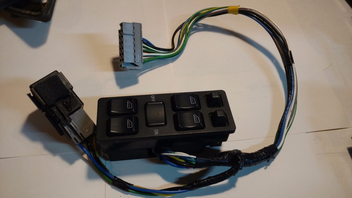 Volvo 850 Power Window / mirror Switch pack 93 94 95 6849422 with