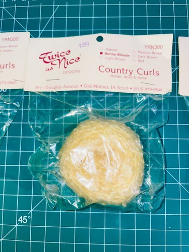 Twice As Nice Yarn Doll Hair Country Curls Sunny Blonde Lot Of 3 New - Picture 2 of 6