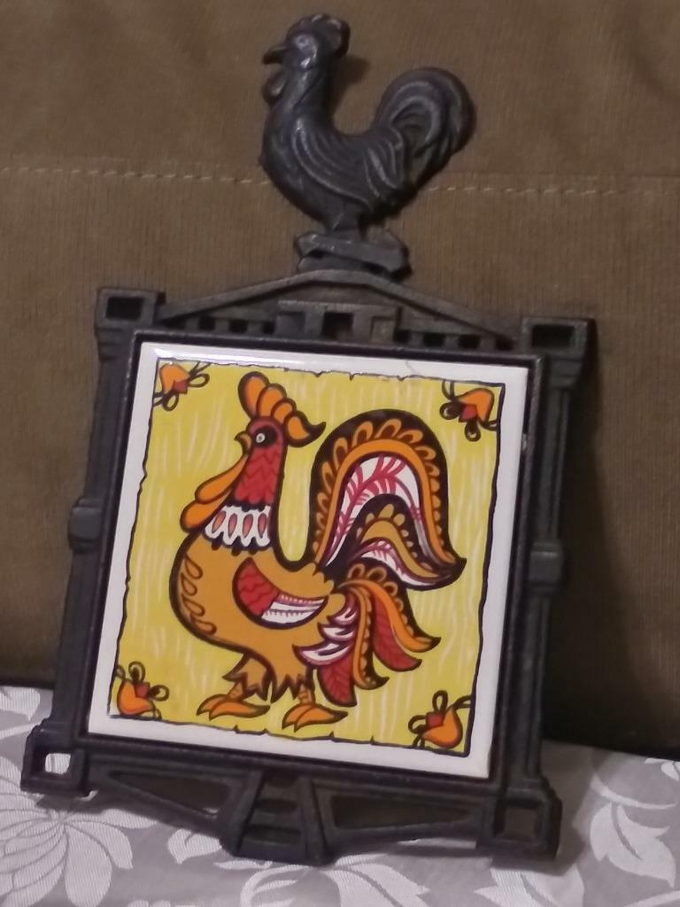 Rooster Inlay LOVELY BLACK CAST IRON ROOSTER TRIVET CERAMIC INLAY COLORFUL DISPLAY ...