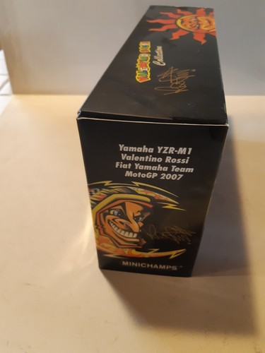Minichamps 1/12 Valentino Rossi Yamaha YZR-M1 Moto GP 2007 122073046 - Imagen 3 de 4