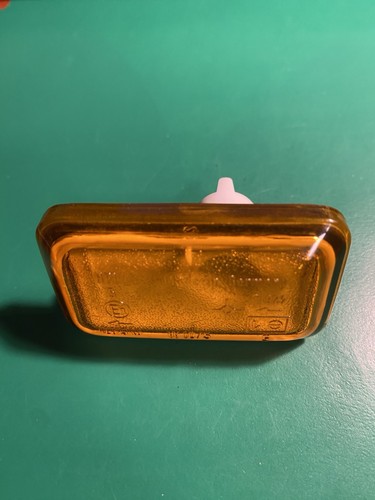 Hella Seitenblinker Kotflügel Blinker Blinkleuchte VW Golf 2 161949117 A