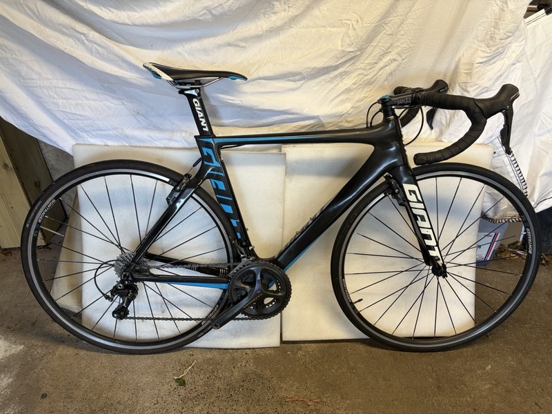 Giant Propel Advanced Pro 0 Road Bike
