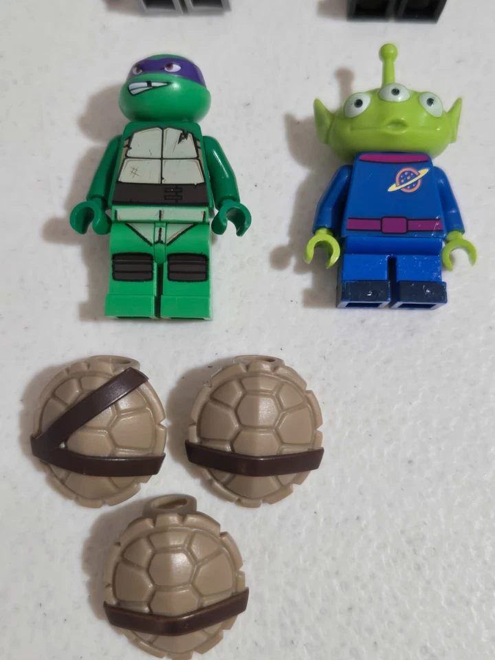 Lego BATMAN TORTUGA NINJA ALIEN y más (6 en total) lote de minifiguras y accesorios Foto 4 de 4