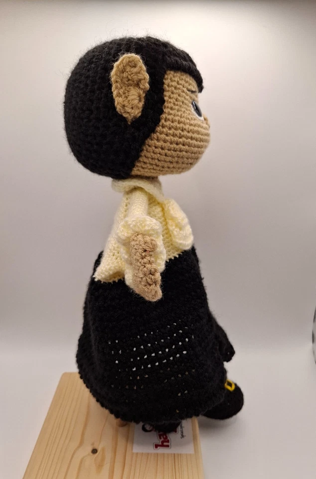 Vampir, Handpuppe, Künstlerpuppe, Amigurumi, Handarbeit Spielzeug Puppen - Bild 3 von 4