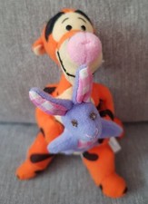 Disney Winnie the Pooh Tigger holding Purple Rabbit Plush Toy mini 4in(10cm) VGC